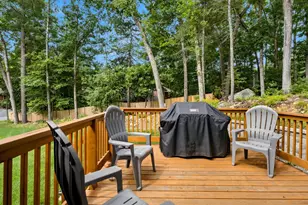 19 Michael Ave, Nashua, NH 03063 - Photo 17