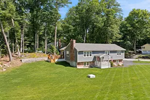 19 Michael Ave, Nashua, NH 03063 - Photo 3