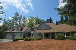 19 Walton Heath Dr, Grantham, NH 03753 - Photo 5