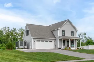 416 Blane Cir, Pembroke, NH 03275 - Photo 1