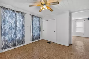 148 Parker St, Manchester, NH 03102 - Photo 17