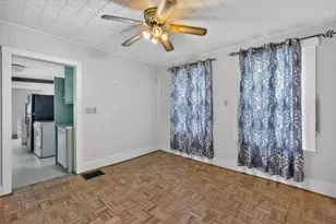 148 Parker St, Manchester, NH 03102 - Photo 15
