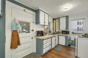 110 Spring St, Laconia, NH 03246 - Photo 7