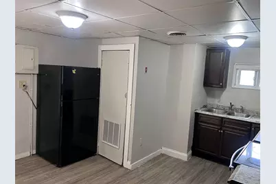 269  Cedar Street, Manchester, NH 03103 - Photo 5