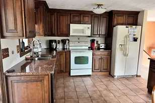 366 Blevens Dr, Manchester, NH 03104 - Photo 21