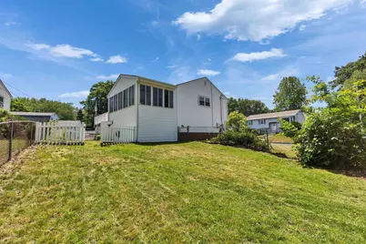 366 Blevens Drive, Manchester, NH 03104 - Photo 9