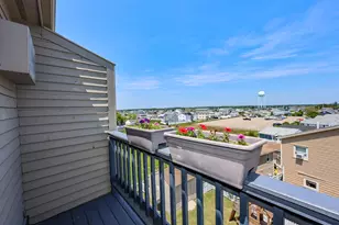 32 Ashworth Ave, Hampton, NH 03842 - Photo 5
