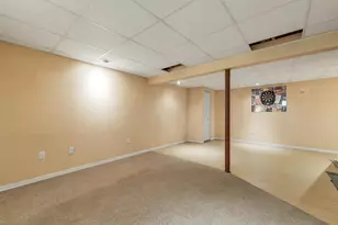 21 Spruce St, Laconia, NH 03246 - Photo 37