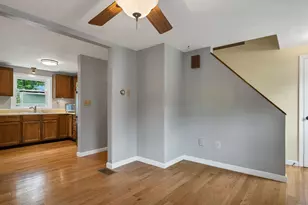 21 Spruce St, Laconia, NH 03246 - Photo 11