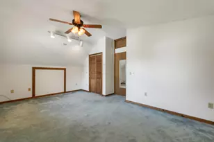 21 Spruce St, Laconia, NH 03246 - Photo 33