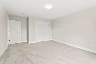 61 Driftwood Cir, Sandown, NH 03873 - Photo 37