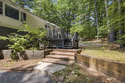37 Hall Road, Londonderry, NH 03053 - Photo 17