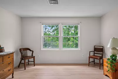 923 Fox Hollow Way #923, Manchester, NH 03104 - Photo 17