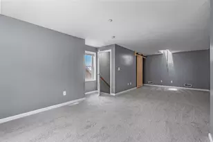 17 Tammy Ct, Hudson, NH 03051 - Photo 25