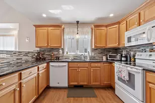10 Terrell Ln, Hollis, NH 03049 - Photo 31