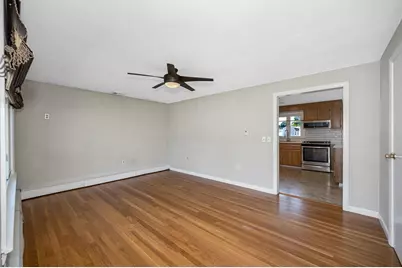 7 Raleigh Drive, Nashua, NH 03062 - Photo 3