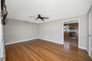 7 Raleigh Dr, Nashua, NH 03062 - Photo 3