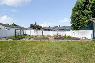 7 Raleigh Dr, Nashua, NH 03062 - Photo 25