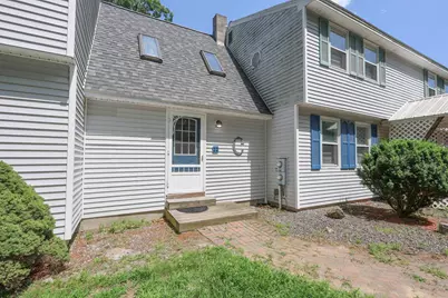 22 Holton Circle, Londonderry, NH 03053 - Photo 3