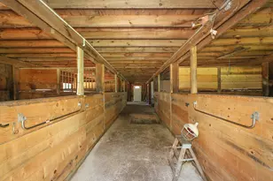 22 Holton Cir, Londonderry, NH 03053 - Photo 11