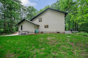 10 Shelly Dr, Pelham, NH 03076 - Photo 33