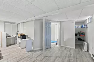 141 Hoyt St, Manchester, NH 03103 - Photo 47