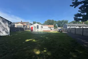 141 Hoyt St, Manchester, NH 03103 - Photo 5