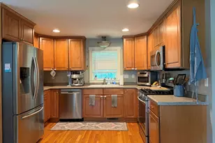 10 Ruth Ln, Hampton, NH 03842 - Photo 9