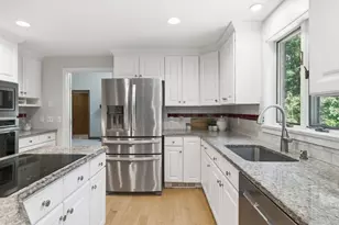 8 Netherwood Rd, Windham, NH 03087 - Photo 21