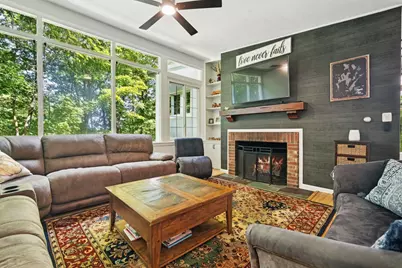 15 Juniper Hill, Claremont, NH 03743 - Photo 5