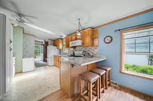 417 Middle Rd, Dover, NH 03820 - Photo 13