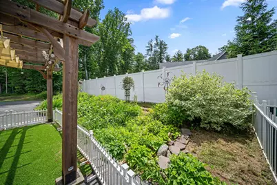 417 Middle Road #Unit A, Dover, NH 03820 - Photo 31