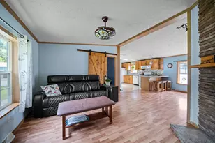 417 Middle Rd, Dover, NH 03820 - Photo 5