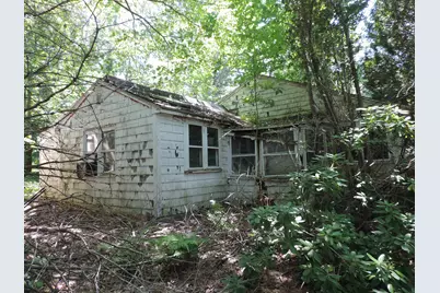 5 Woodlawn Road, Raymond, NH 03077 - Photo 1