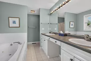 16 Spyglass Point Cir, Bedford, NH 03110 - Photo 37