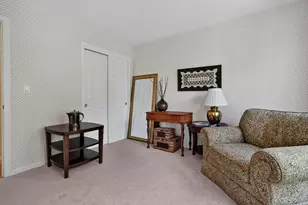 16 Spyglass Point Cir, Bedford, NH 03110 - Photo 45