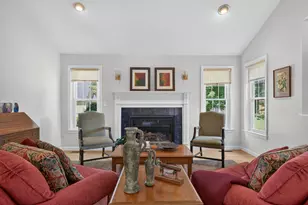 16 Spyglass Point Cir, Bedford, NH 03110 - Photo 15