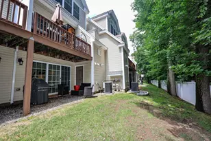 23 Hackett Hill Rd, Manchester, NH 03102 - Photo 39
