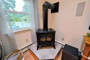 1 Greentrees Dr, Hudson, NH 03051 - Photo 25