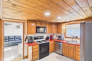 29 Manchester St, Nashua, NH 03064 - Photo 11
