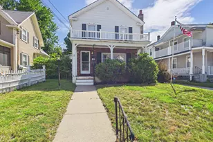 29 Manchester St, Nashua, NH 03064 - Photo 1