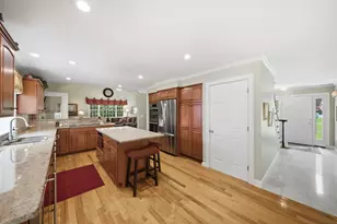 108 Sky View Dr, Pelham, NH 03076 - Photo 15