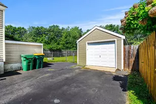 28 McDuffee St, Rochester, NH 03867 - Photo 3
