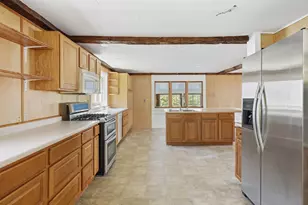 300 Robbins Rd, Rindge, NH 03461 - Photo 9