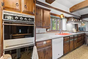 21 Goodridge Ave, Salem, NH 03079 - Photo 13