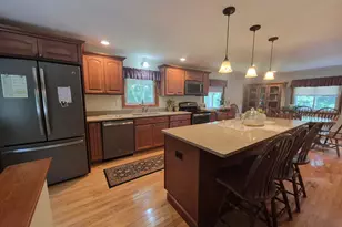 108 Newton Rd, Plaistow, NH 03865 - Photo 3