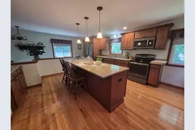 108 Newton Road, Plaistow, NH 03865 - Photo 5