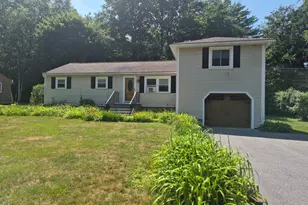 108 Newton Rd, Plaistow, NH 03865 - Photo 1