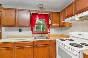 23 Merrimac St, Laconia, NH 03246 - Photo 17