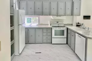 862 Mayhew Turnpike, Bridgewater, NH 03235 - Photo 5